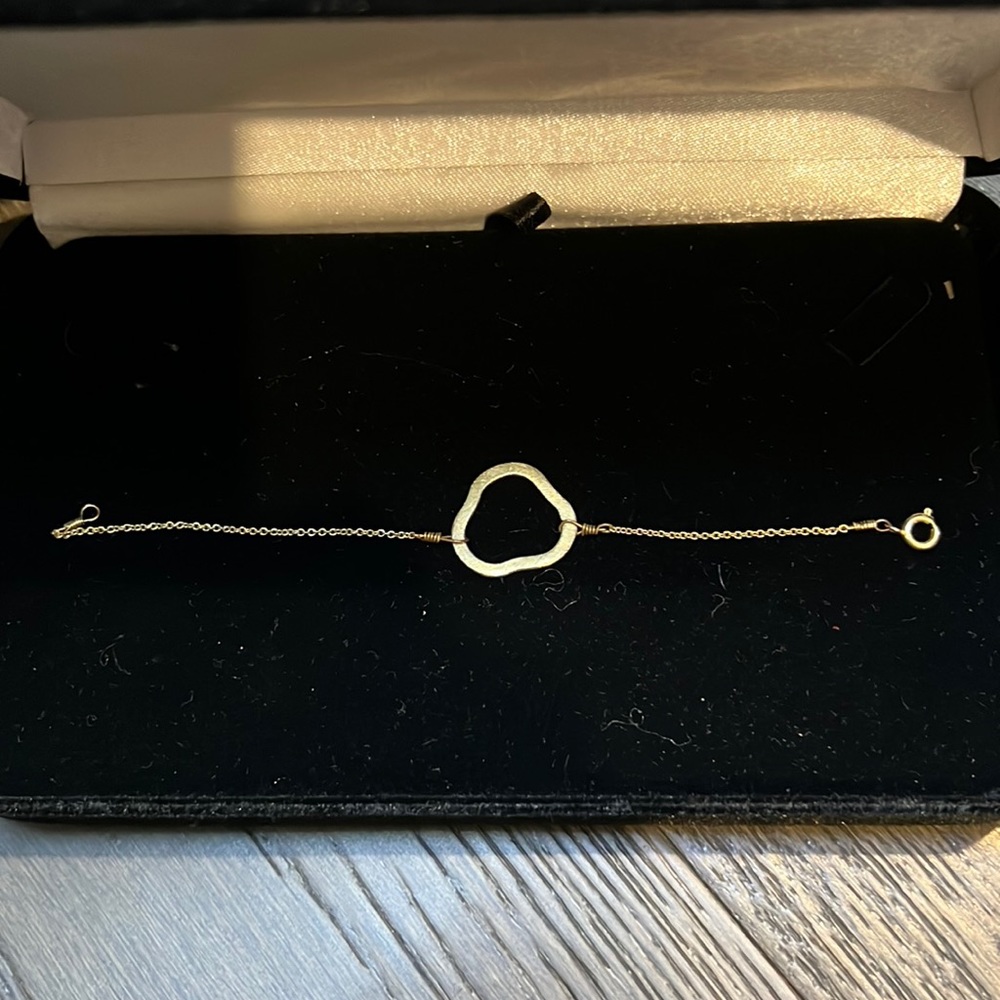 Bracelet